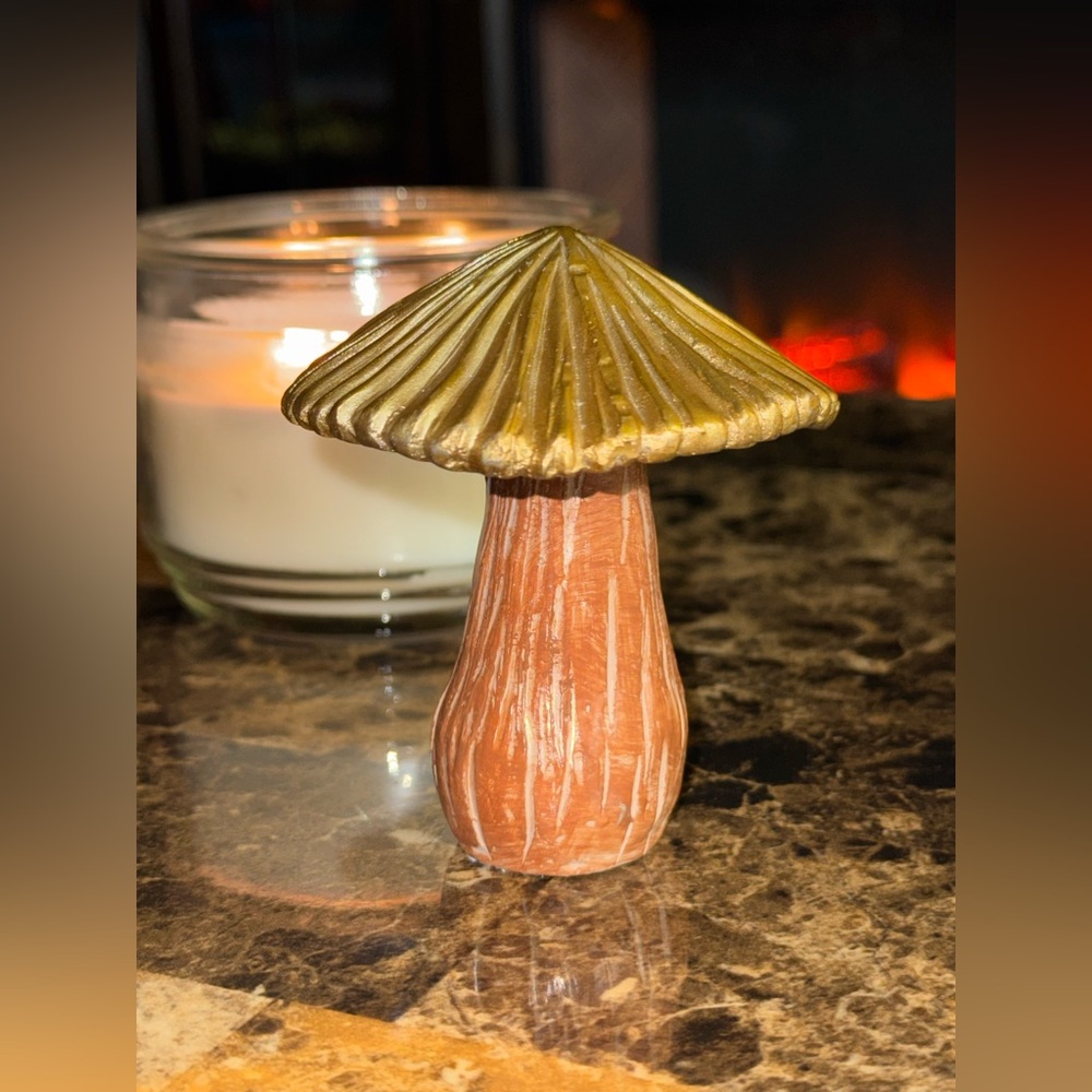 🍄 Gold Ribbed Ceramic Mushroom Boho Fairy Cottagecore Decor